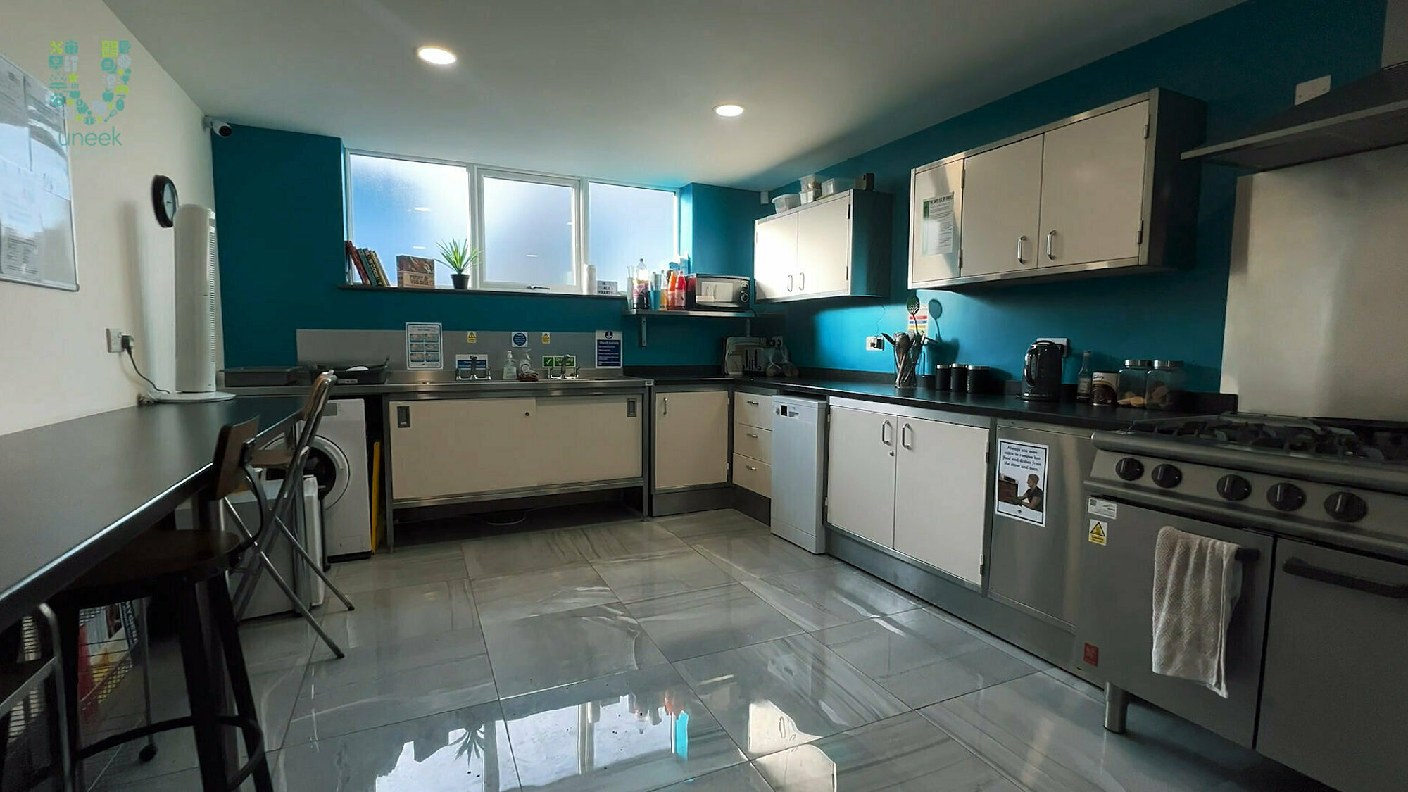 Uneek learning kitchen